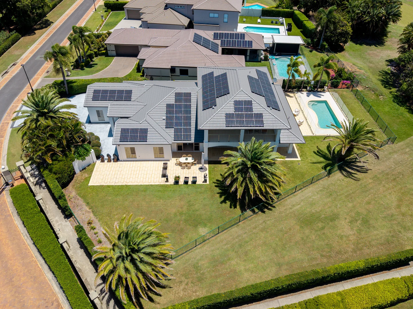 Additional image 13 of 3153 Riverleigh Drive, Hope Island QLD 4212