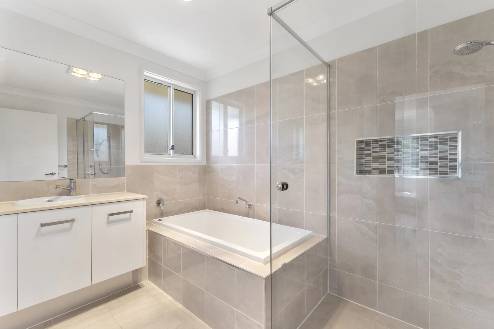 Additional image 10 of 2 Lomandra Place, Katoomba NSW 2780