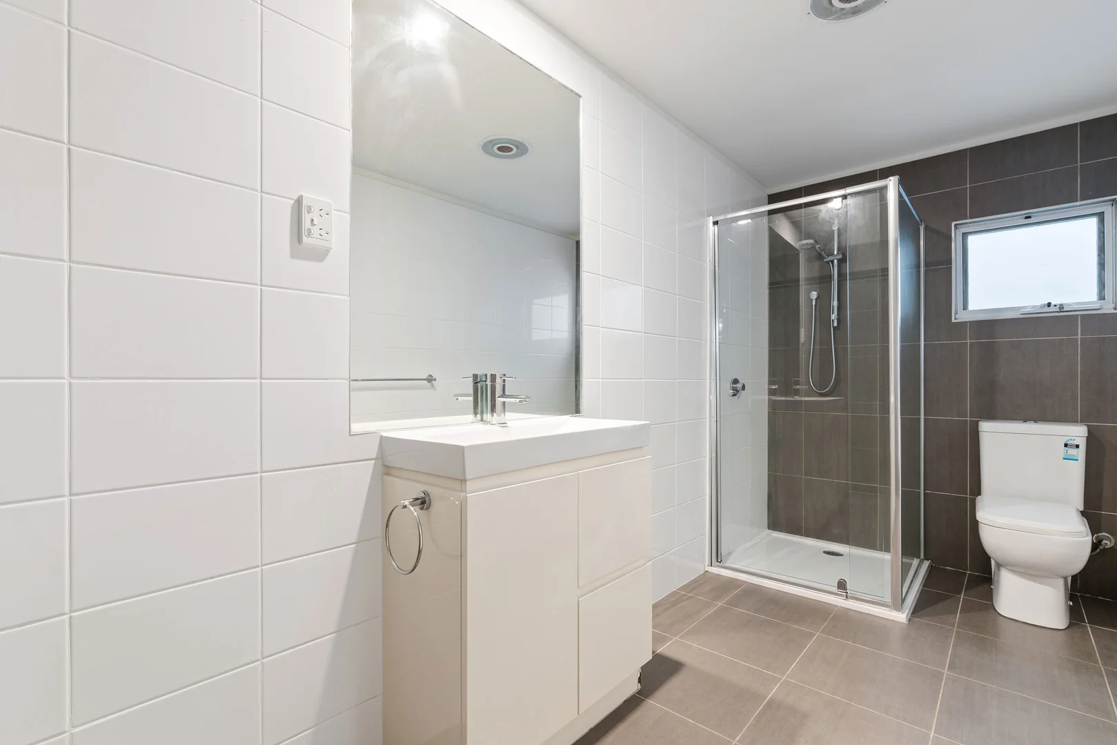 Additional image 5 of 15/131 Nepean Highway, Dromana VIC 3936