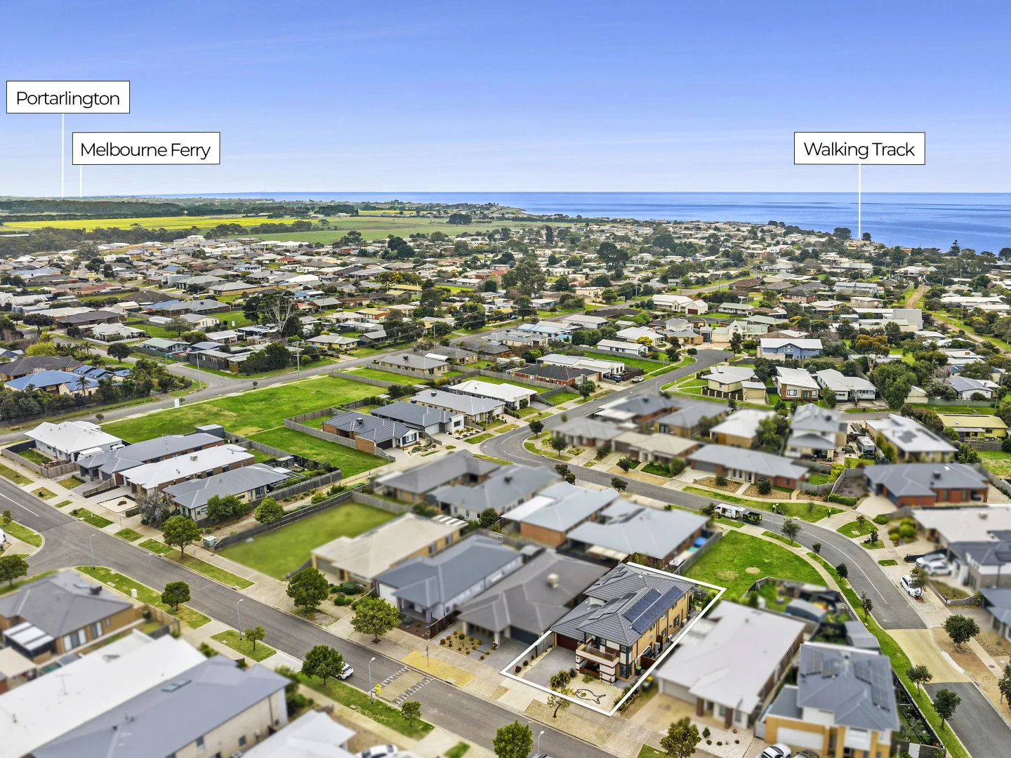 Additional image 13 of 18 Half Moon Crescent, Indented Head VIC 3223