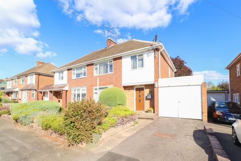 Ridgeway Avenue, Styvechale, Coventry CV3