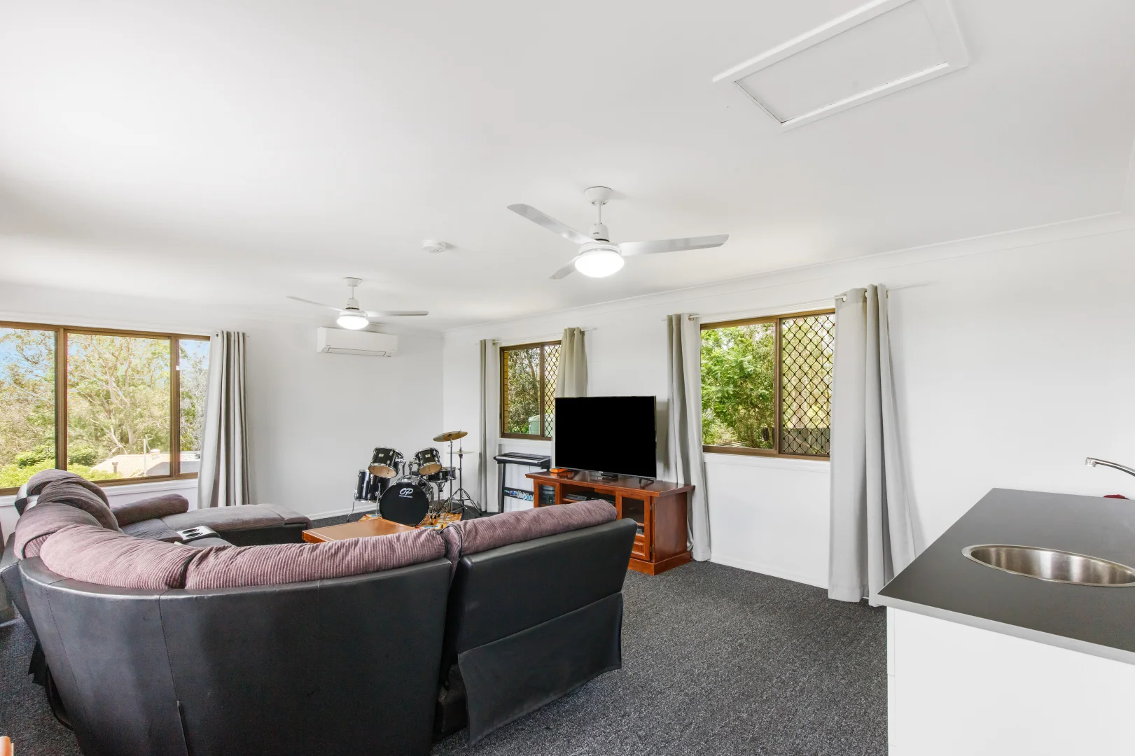 Additional image 10 of 4 Percival Road, Chatsworth QLD 4570