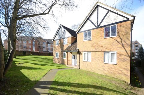 Groveland Place, Reading RG30