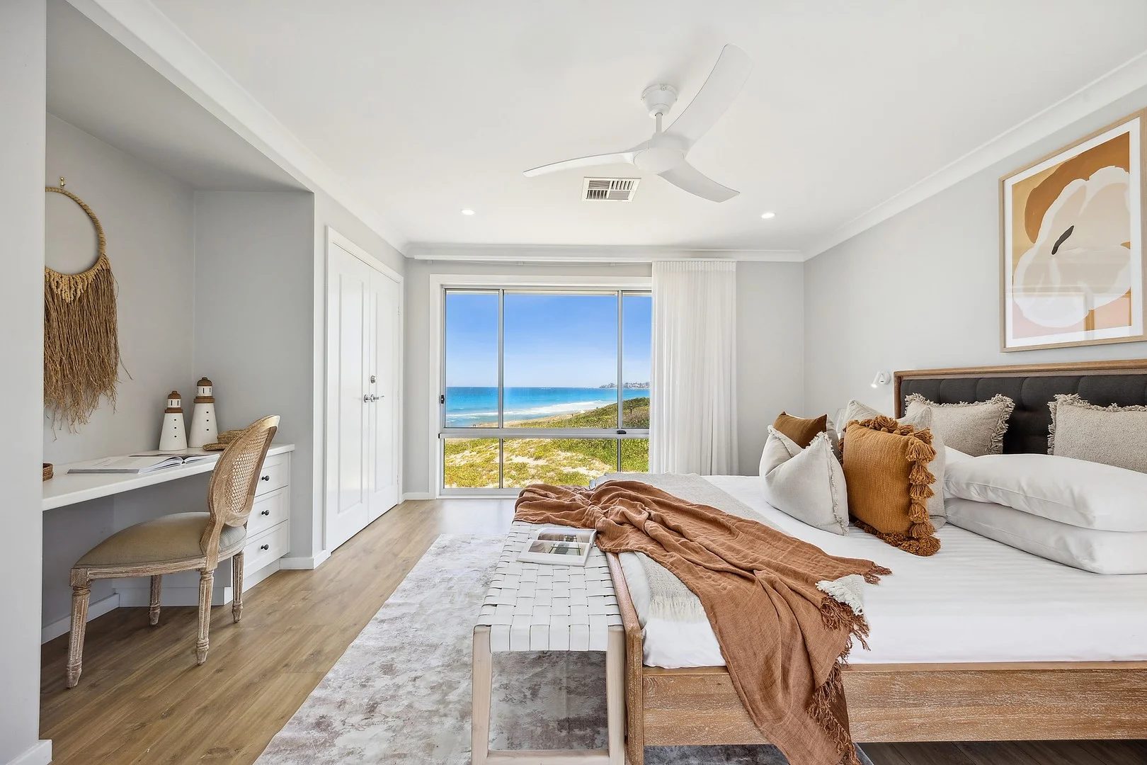 11 Wyuna Avenue, The Entrance North NSW 2261