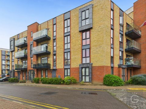 Robert Parker Road, Reading RG1