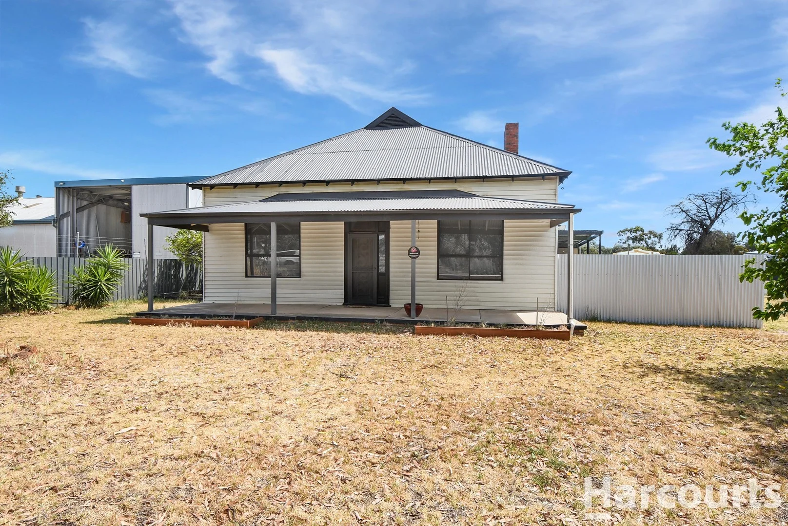 30 Kelsall Street, Warracknabeal VIC 3393