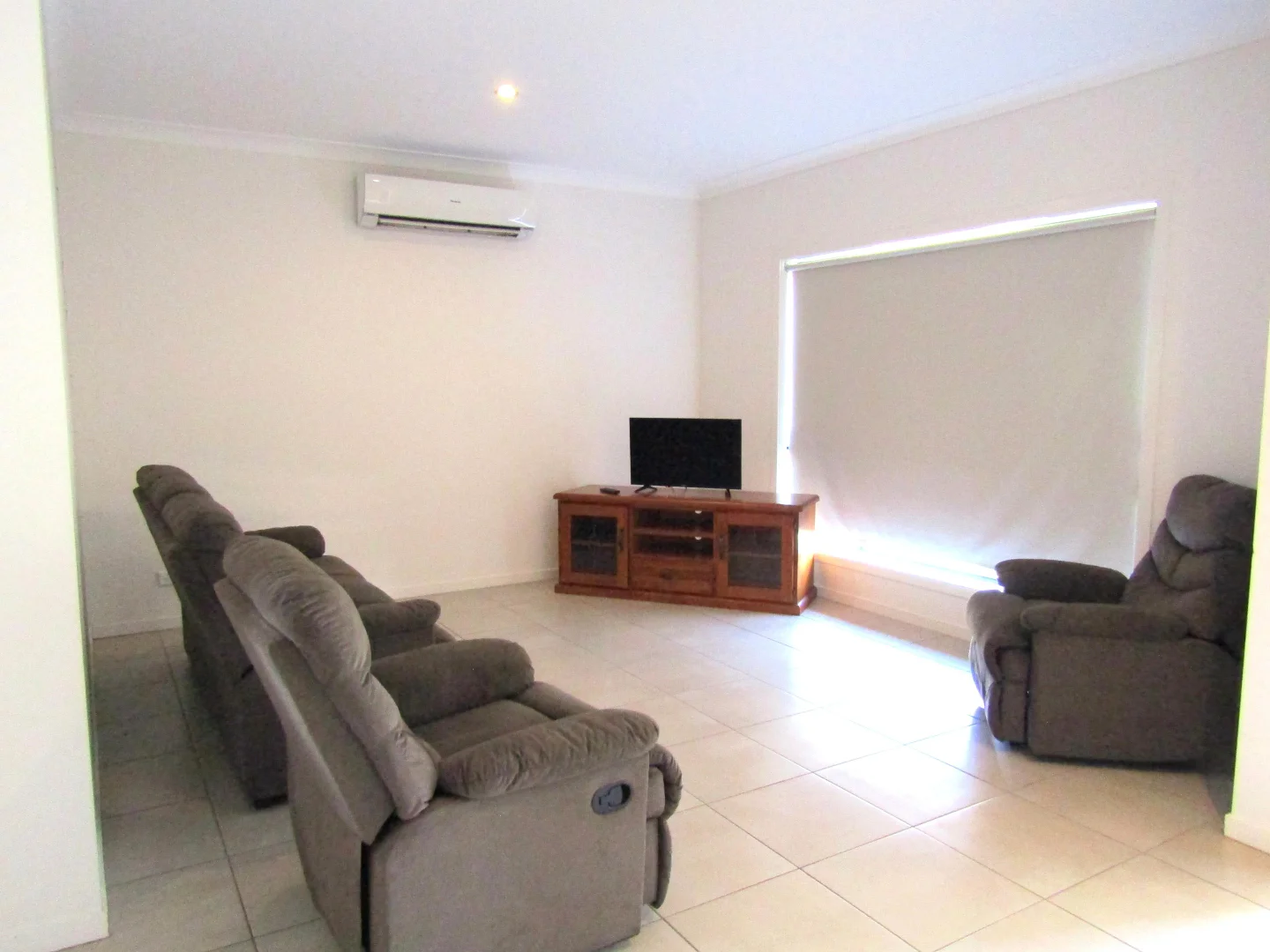 Additional image 7 of 3 Jarrott Street, Blackwater QLD 4717