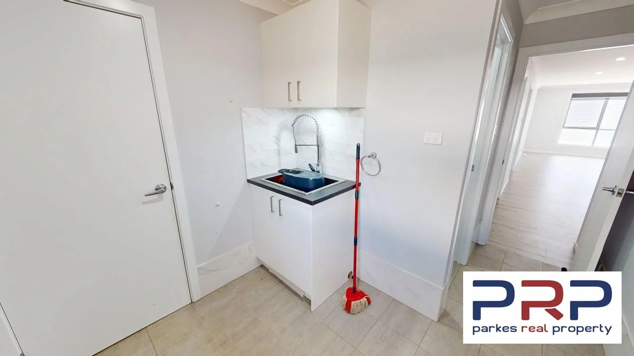 Additional image 20 of 11 Yuwambi Close, Parkes NSW 2870