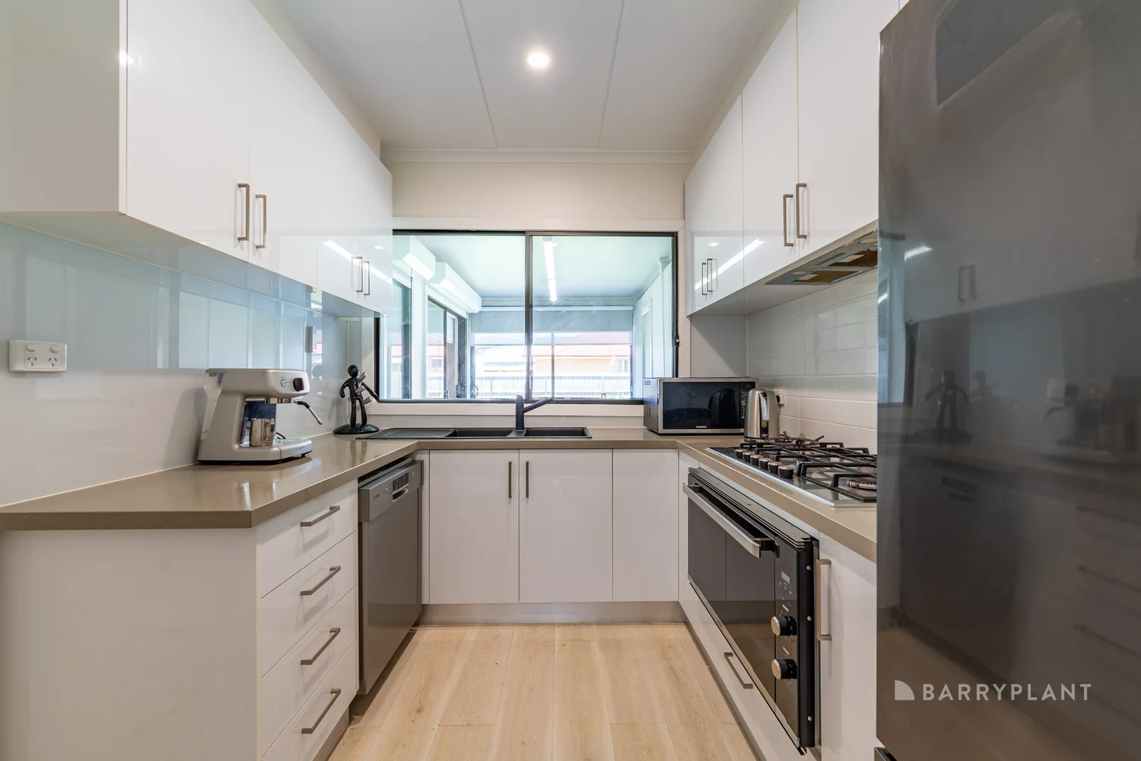 Additional image 2 of 463 Barry Road, Dallas VIC 3047