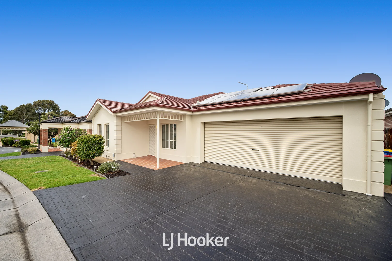 Additional image 2 of 2/8 Saffron Drive, Hallam VIC 3803
