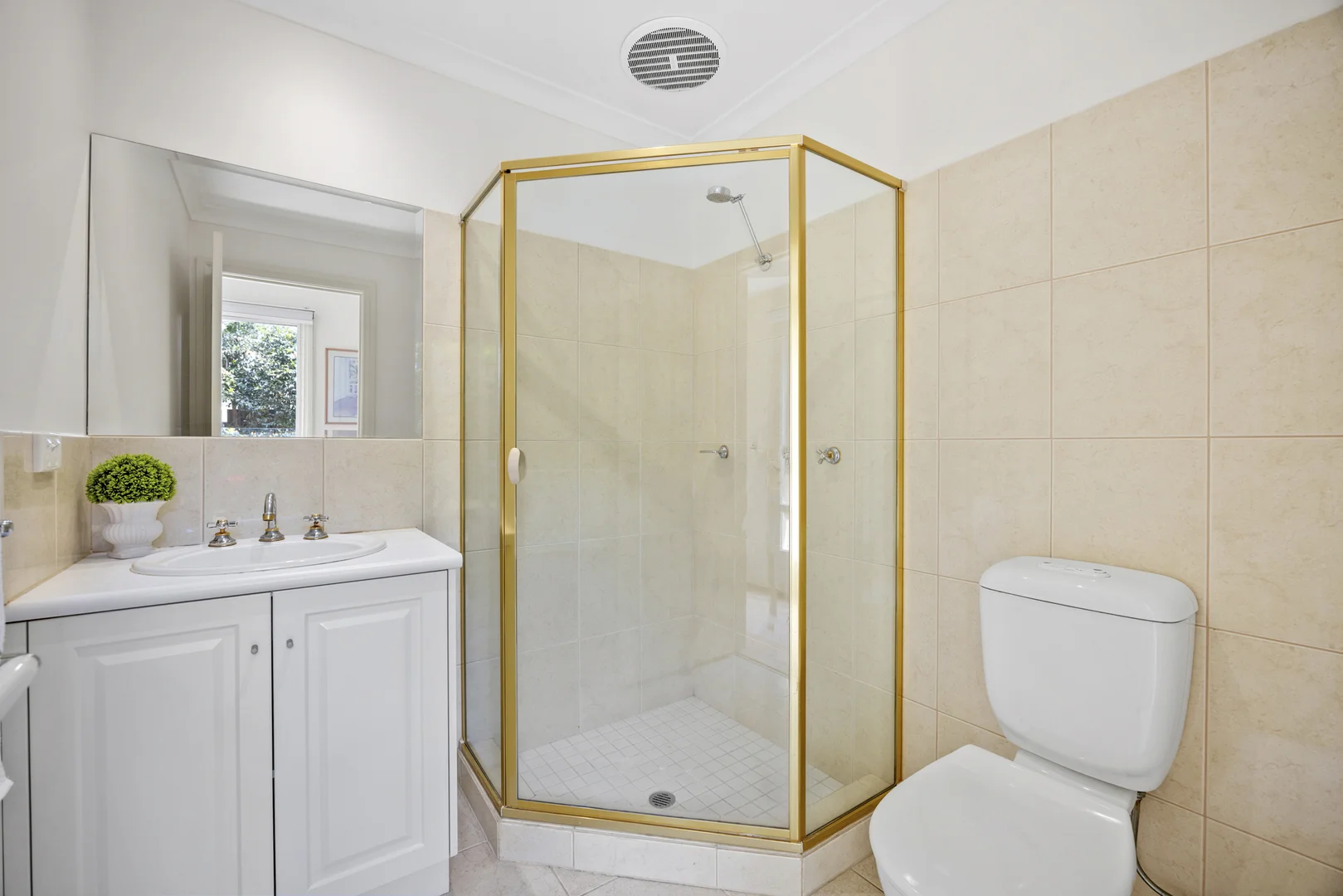 Additional image 16 of 2/405-409 Manningham Road, Doncaster VIC 3108