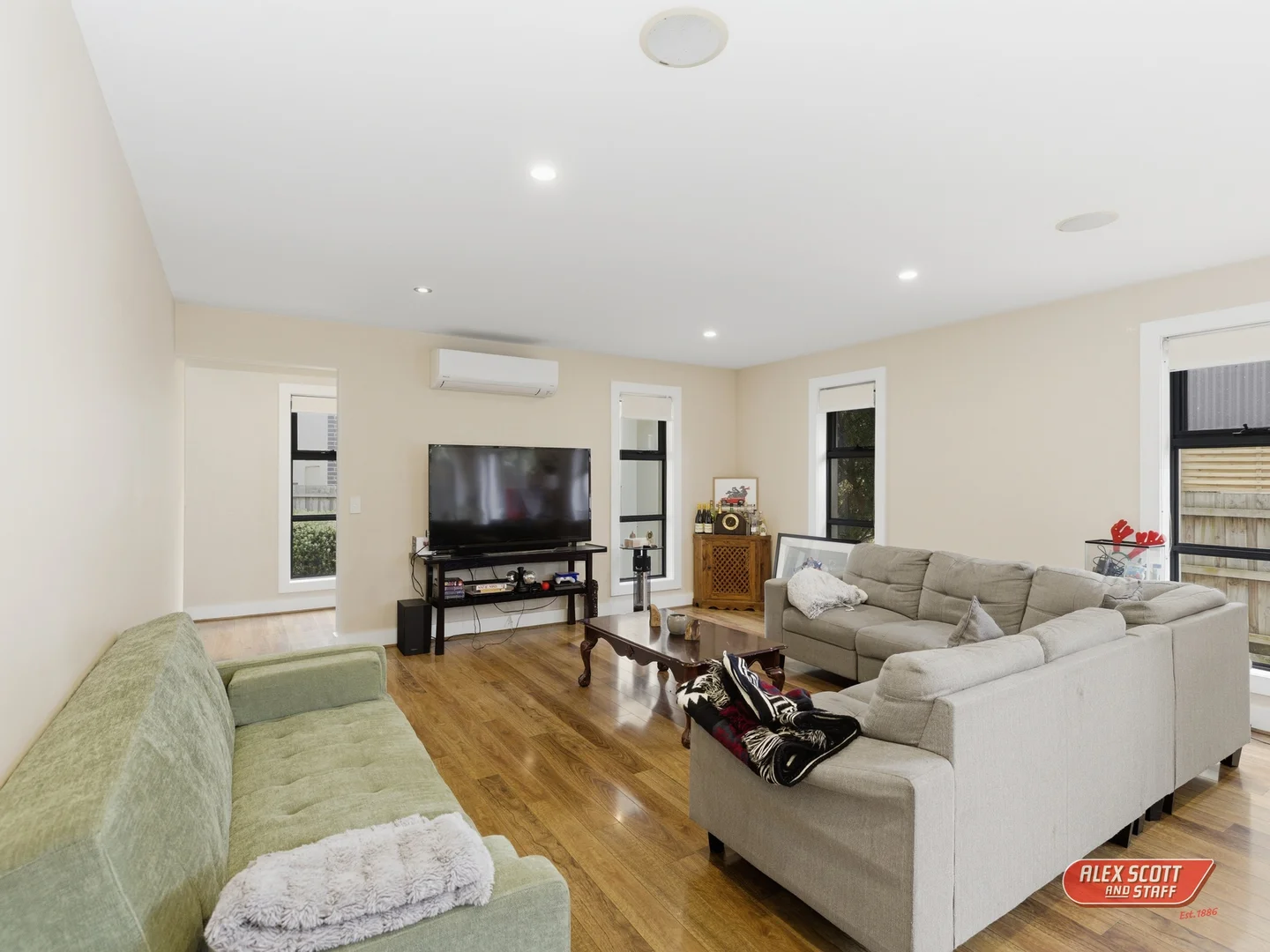 Additional image 3 of 2/230 Settlement Road, Cowes VIC 3922