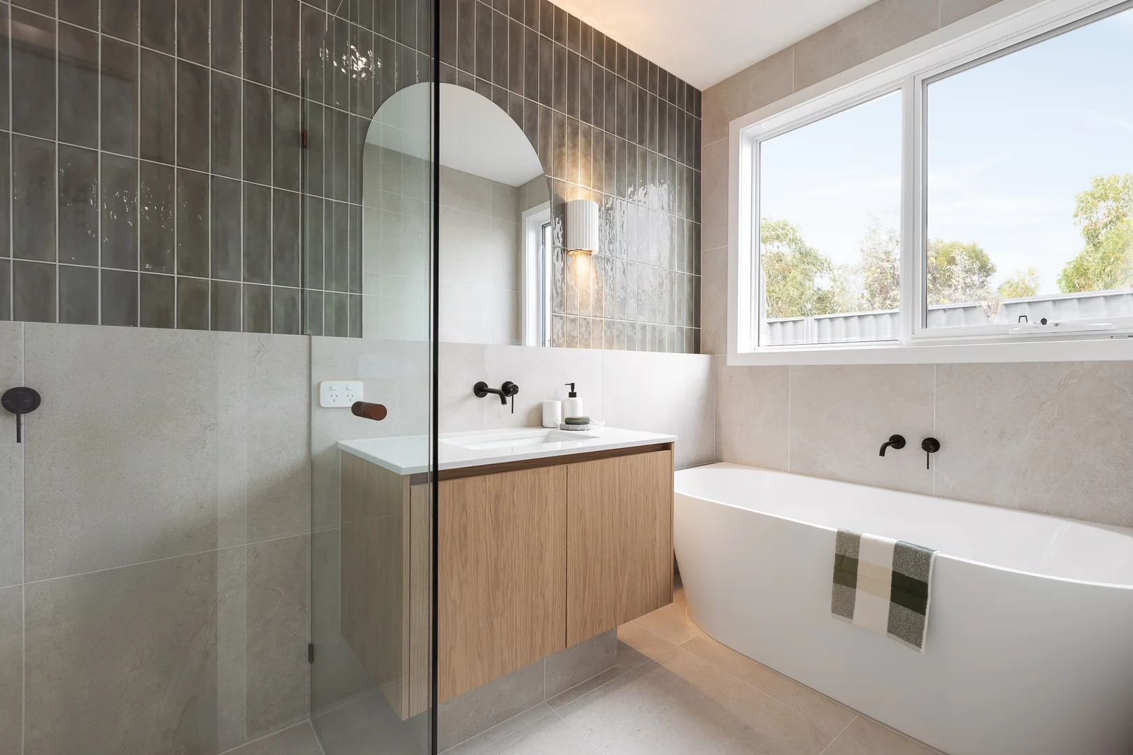 Additional image 14 of 13 Westcott Drive, Lucas VIC 3350