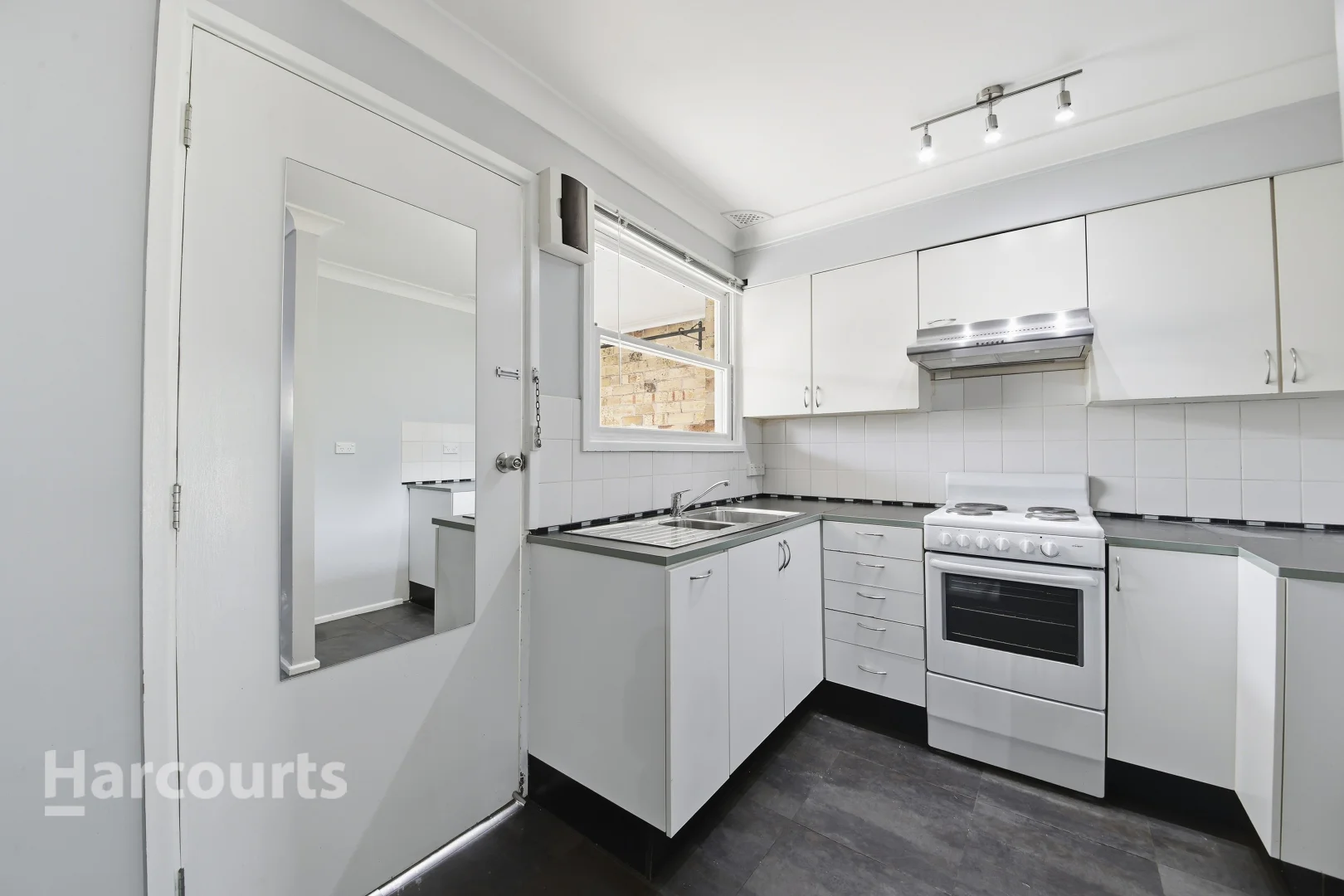 Additional image 2 of 4/21 Gloucester Street, Macquarie Fields NSW 2564