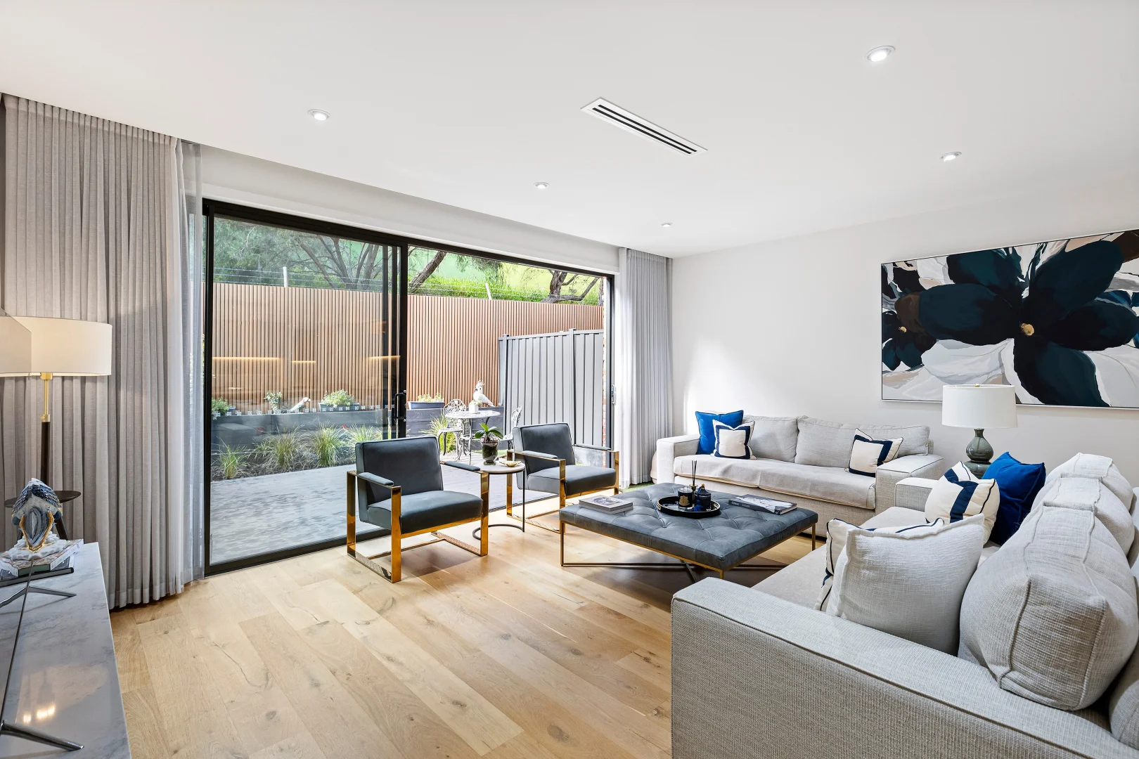 Additional image 2 of 2/6 Ross Street, Niddrie VIC 3042