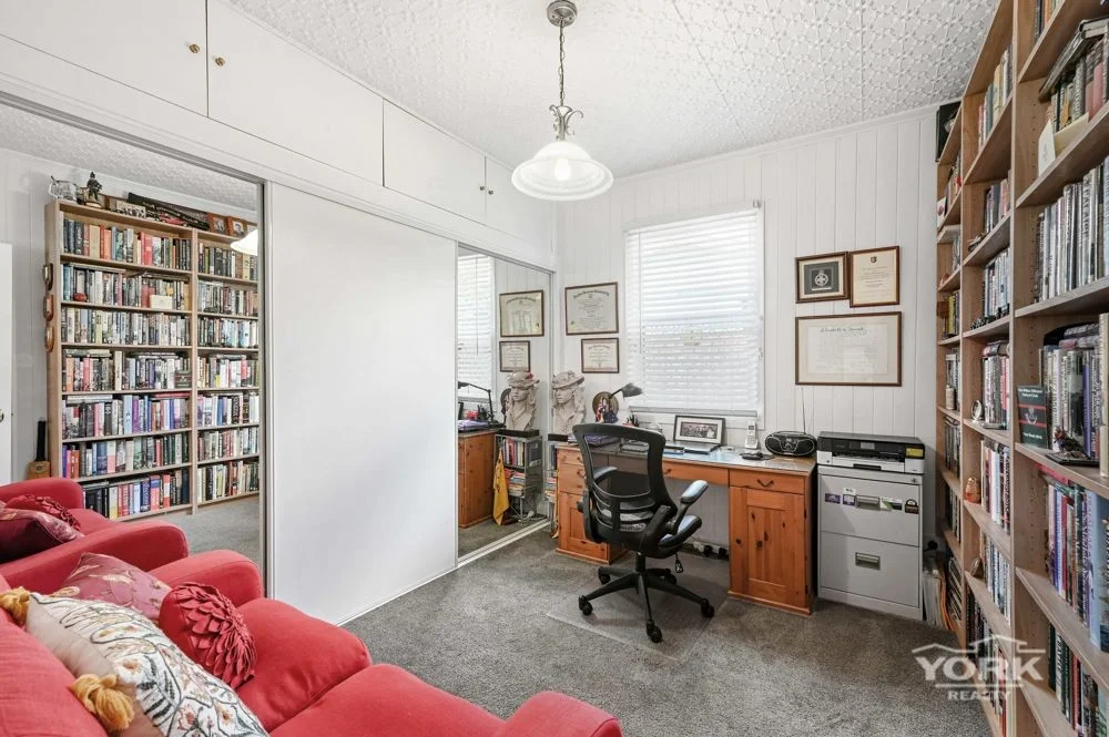 Additional image 16 of Centenary Heights QLD 4350