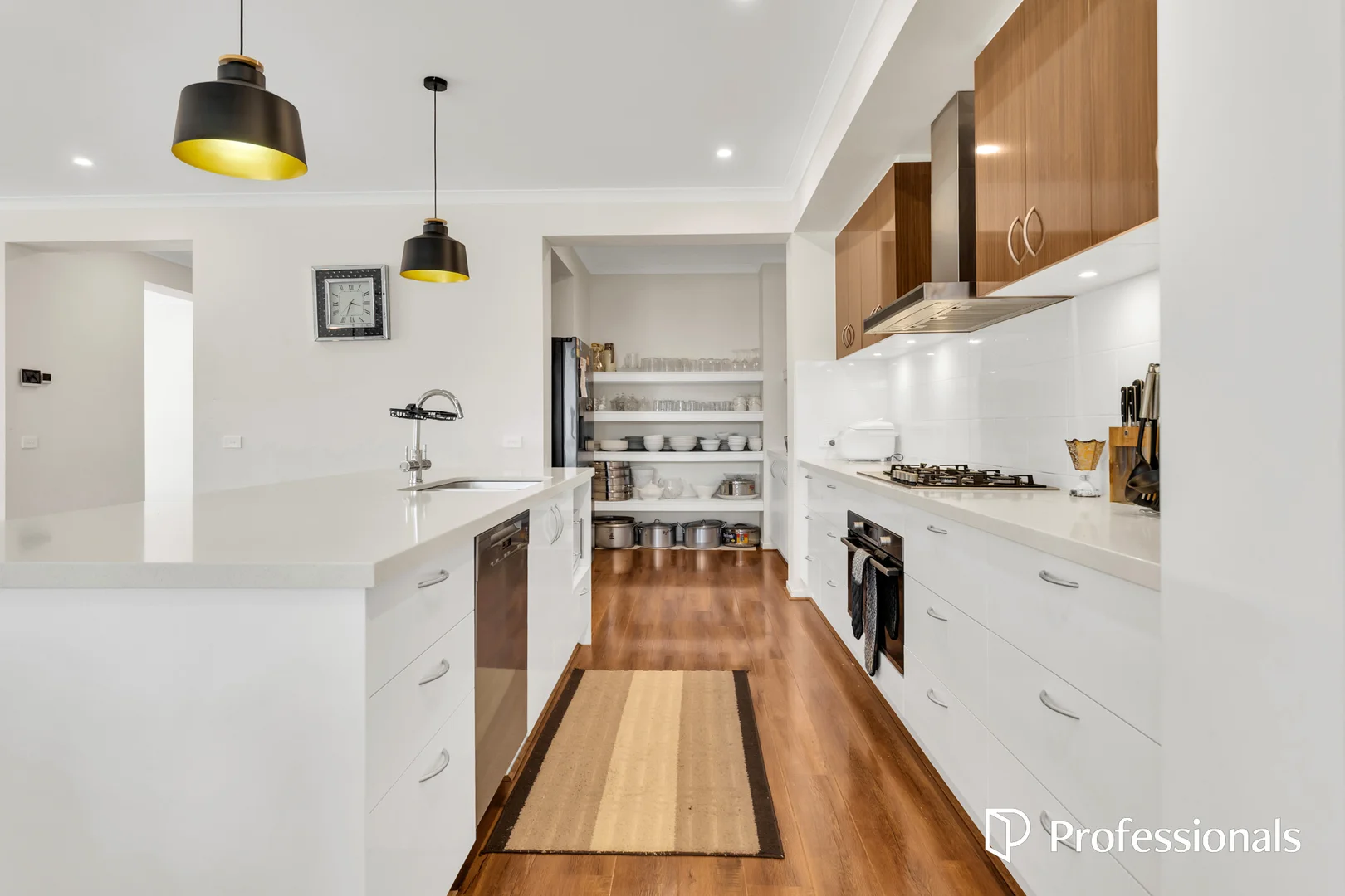 Additional image 10 of 70 Viewbright Road, Clyde North VIC 3978