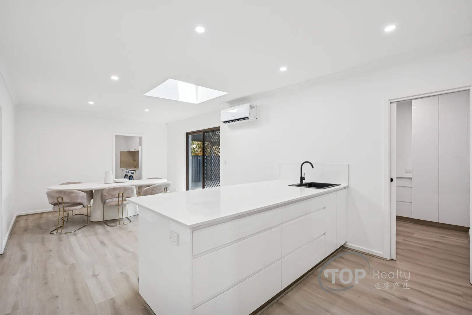 Additional image 7 of 28 Tricourt Grove, Riverton WA 6148