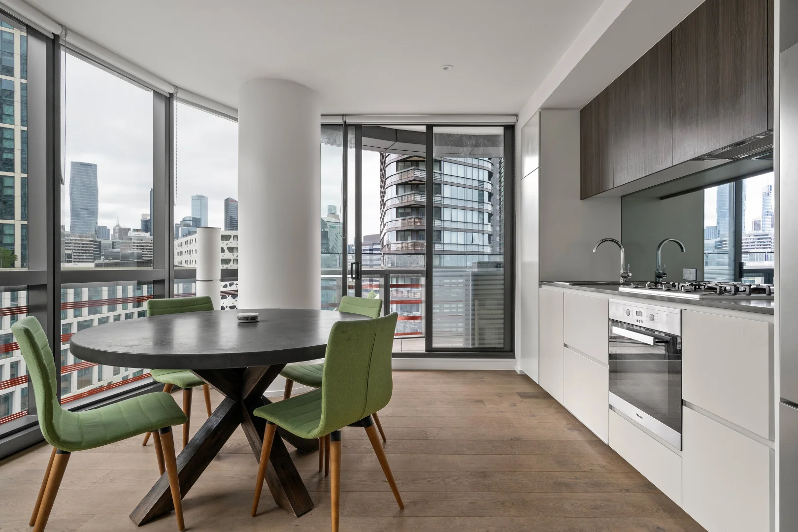 Additional image 2 of 1003n/889 Collins Street, Docklands VIC 3008