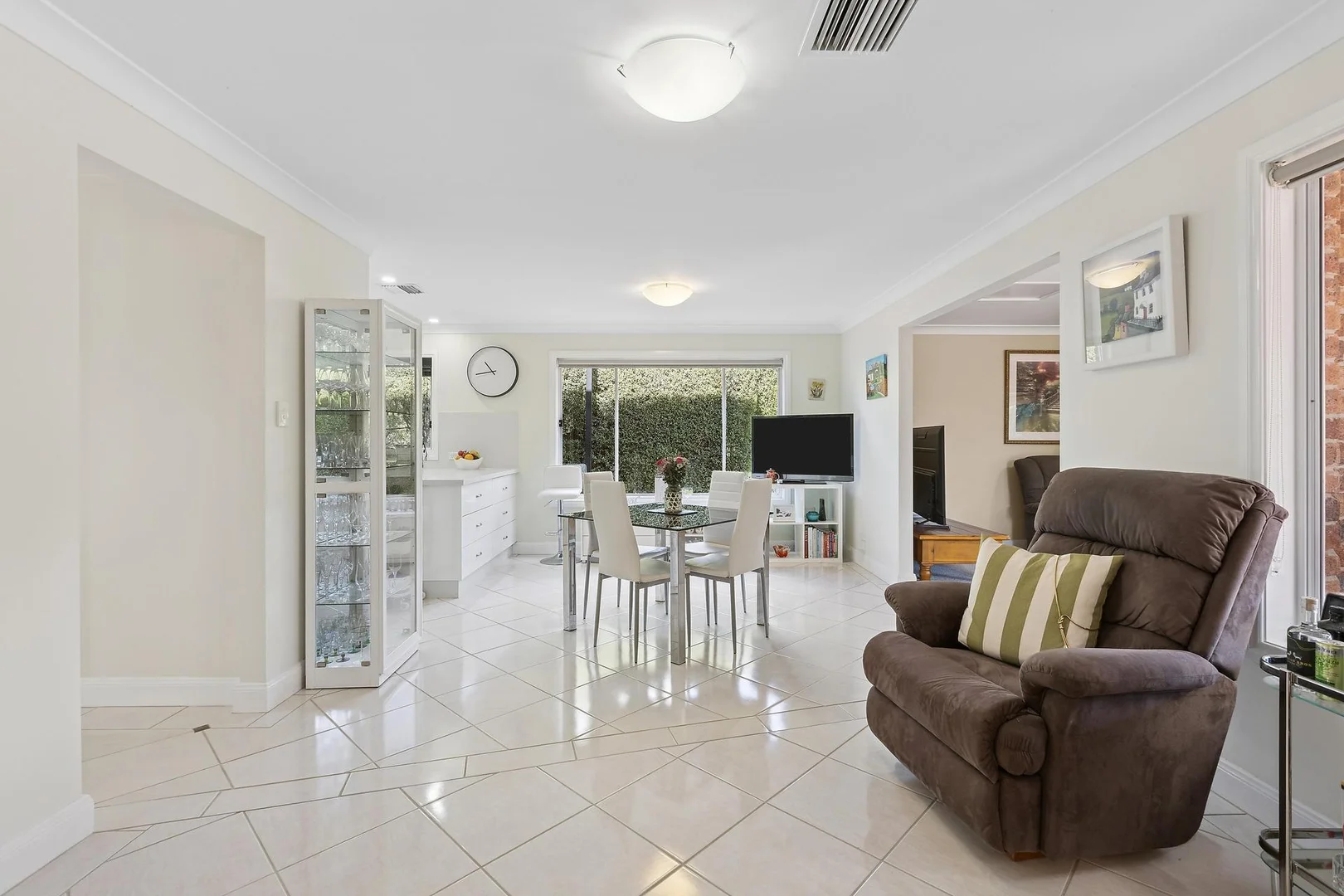 Additional image 3 of 19 Crago Street, Yass NSW 2582