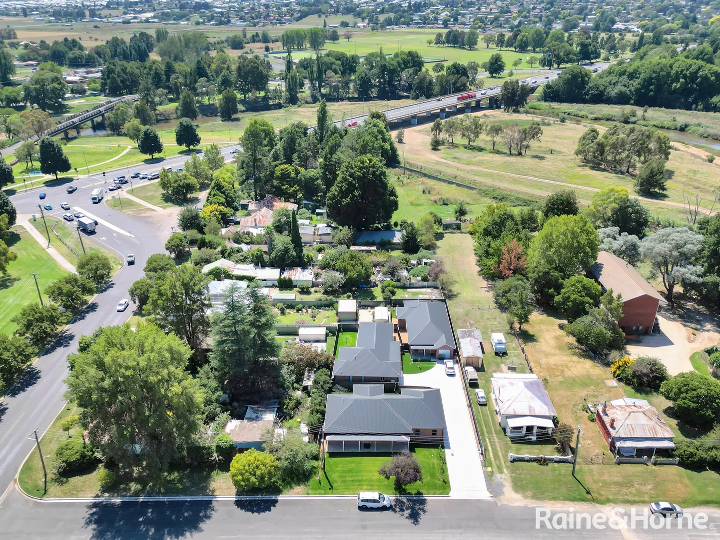 Additional image 39 of 11-15 Baillie Street, Bathurst NSW 2795