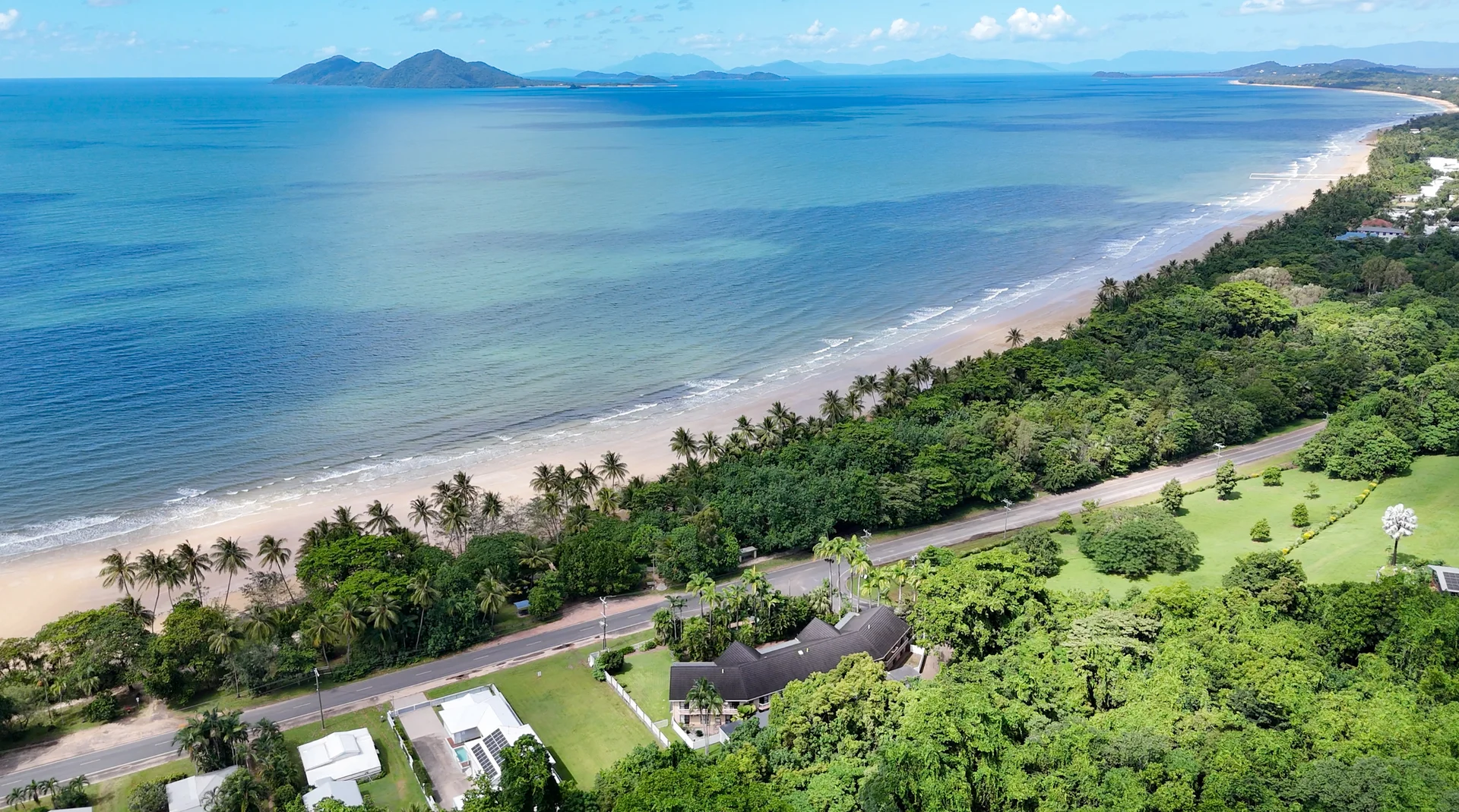 Additional image 3 of 10 Reef St, Wongaling Beach QLD 4852