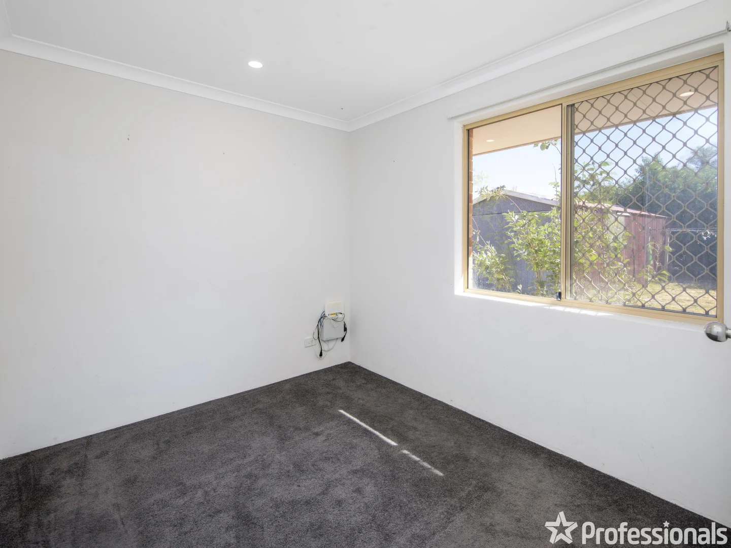 Additional image 21 of 52 Riverside Lane, Seville Grove WA 6112