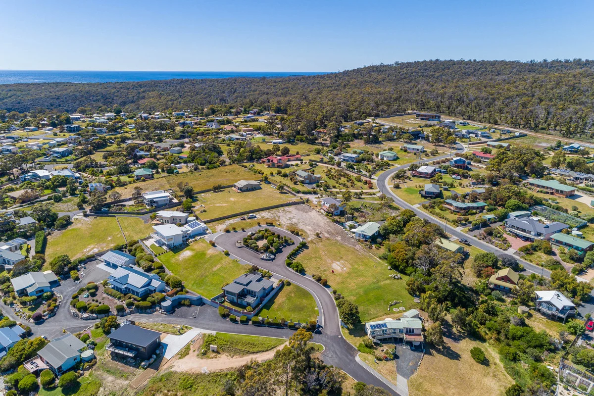 Additional image 25 of 12 Wedge Court, Binalong Bay TAS 7216