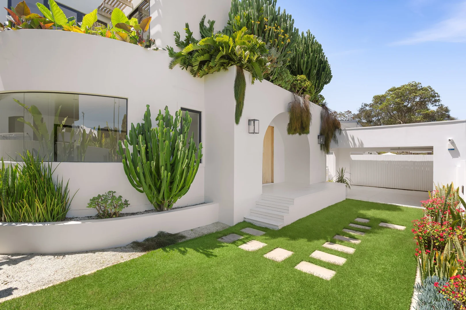 Additional image 30 of 5 Tawarri Crescent, Burleigh Heads QLD 4220
