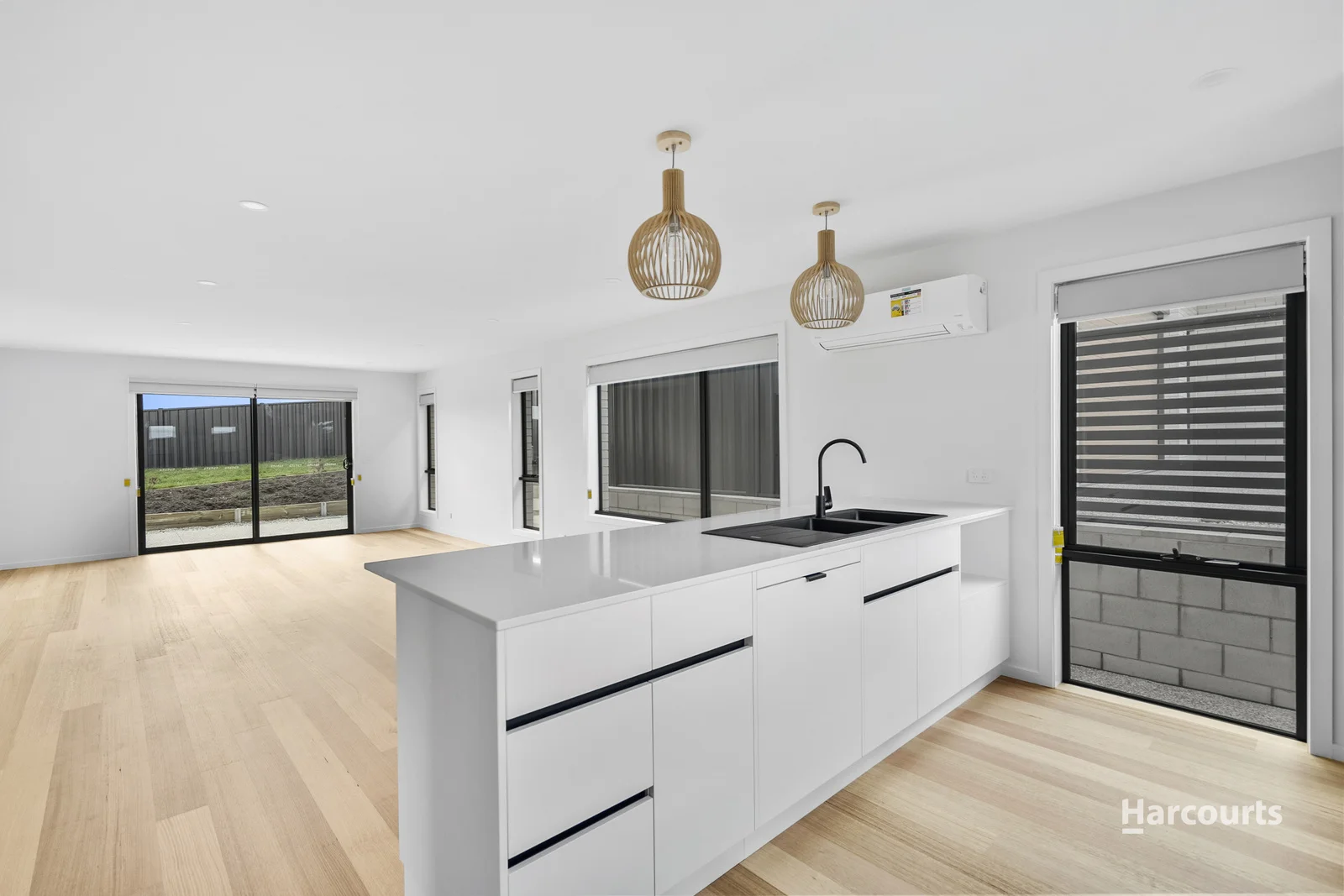 Additional image 8 of 1 & 2/32 Sunningdale Close, Midway Point TAS 7171