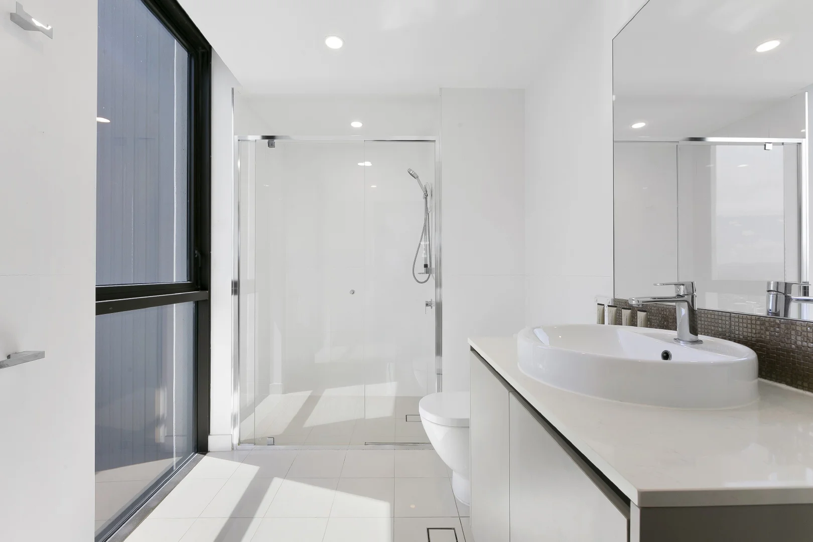 Additional image 6 of 1507/3440 Surfers Paradise Boulevard, Surfers Paradise QLD 4217