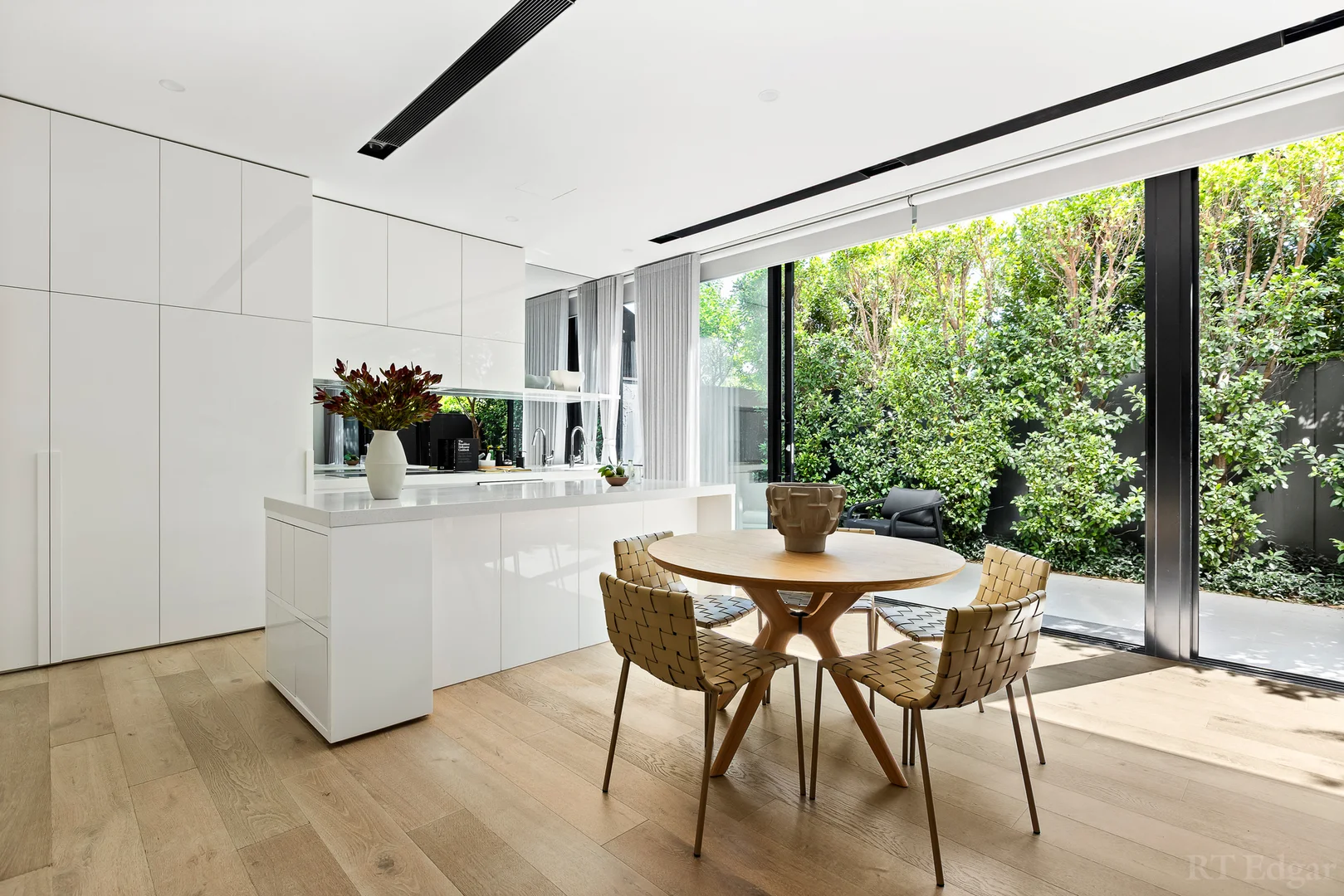 Additional image 6 of 8/8 Manningtree Road, Hawthorn VIC 3122