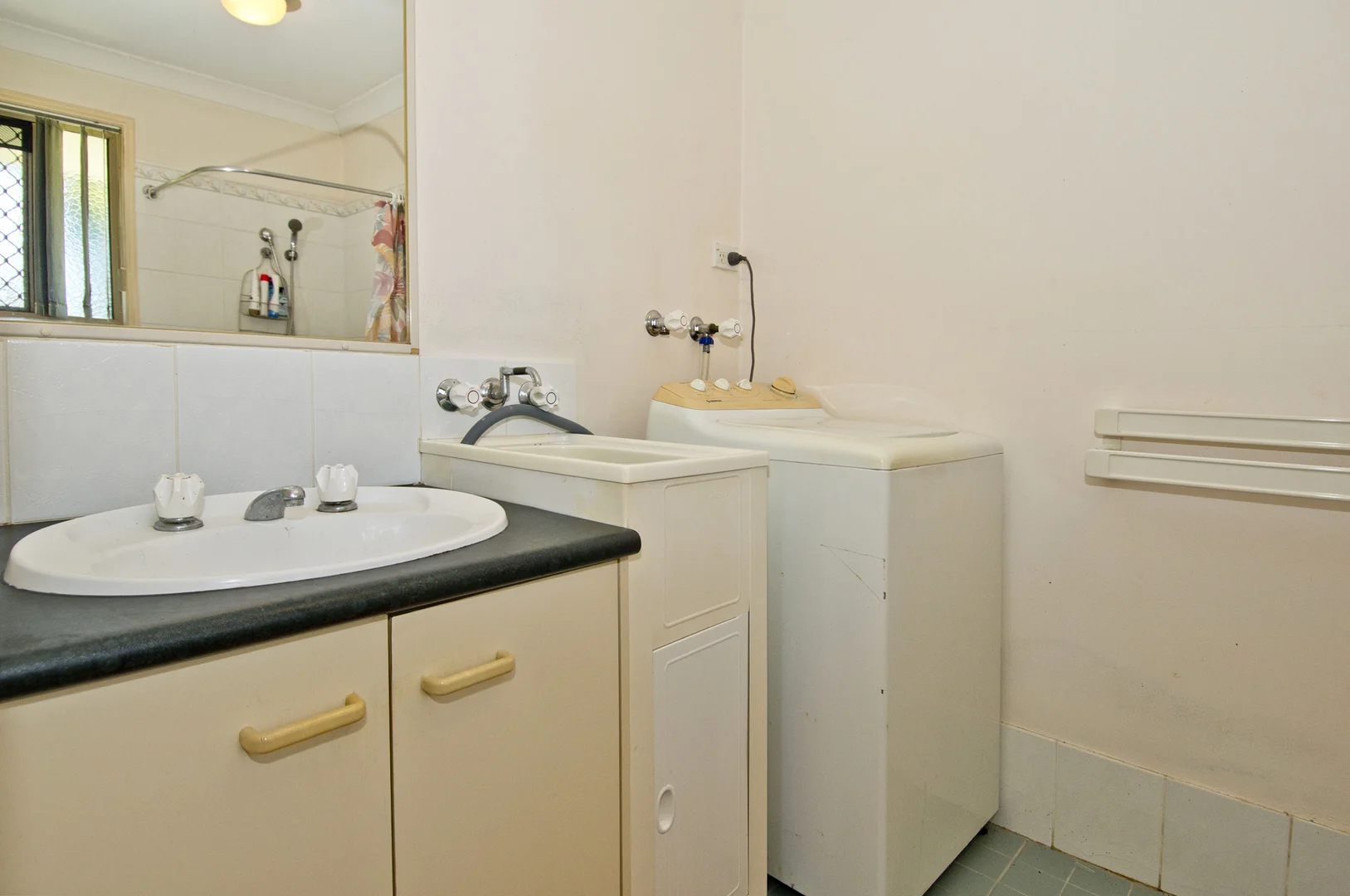 Additional image 6 of 21 & 24/8 Page Street, Bethania QLD 4205