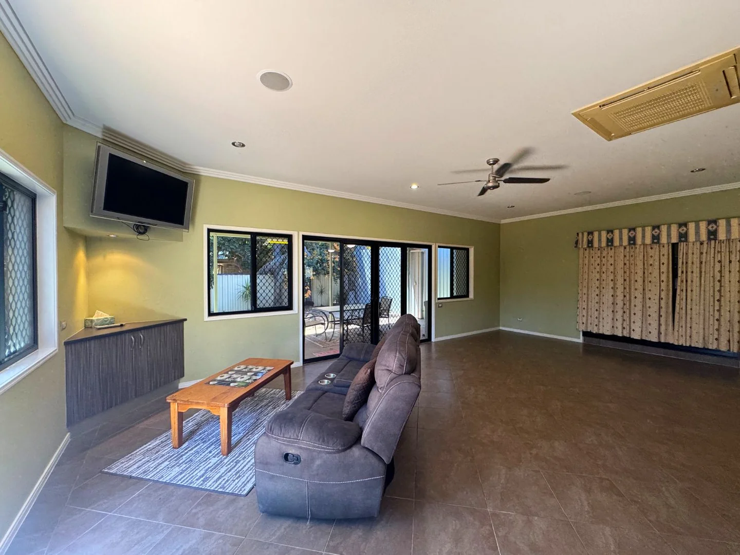 Additional image 19 of 31 Bernborough Avenue, Moranbah QLD 4744