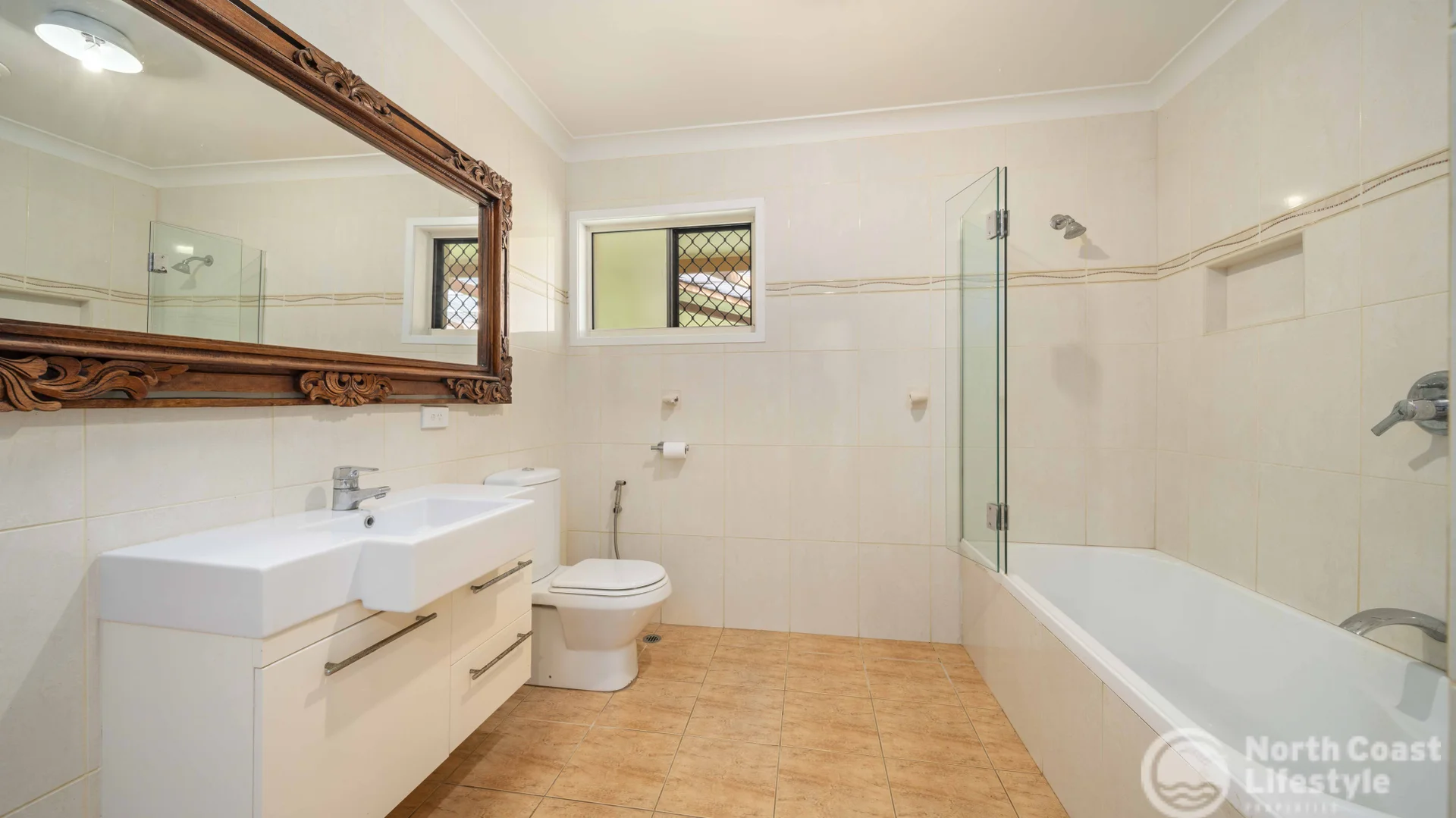 Additional image 16 of 14 Yengarie Way, Ocean Shores NSW 2483