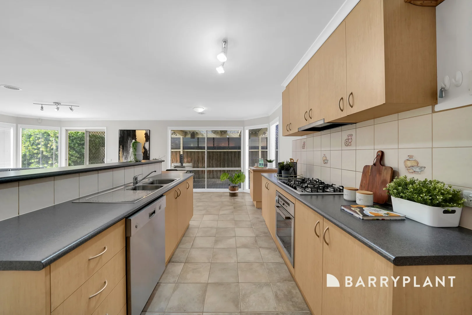 Additional image 11 of 31 Willowgreen Way, Point Cook VIC 3030