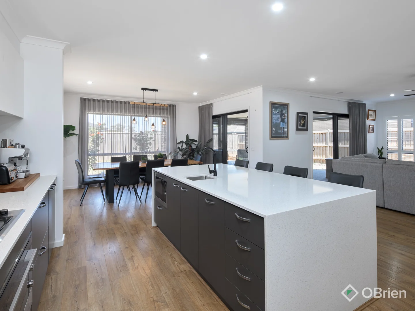 Additional image 4 of 6 Cinnamon Street, Drouin VIC 3818