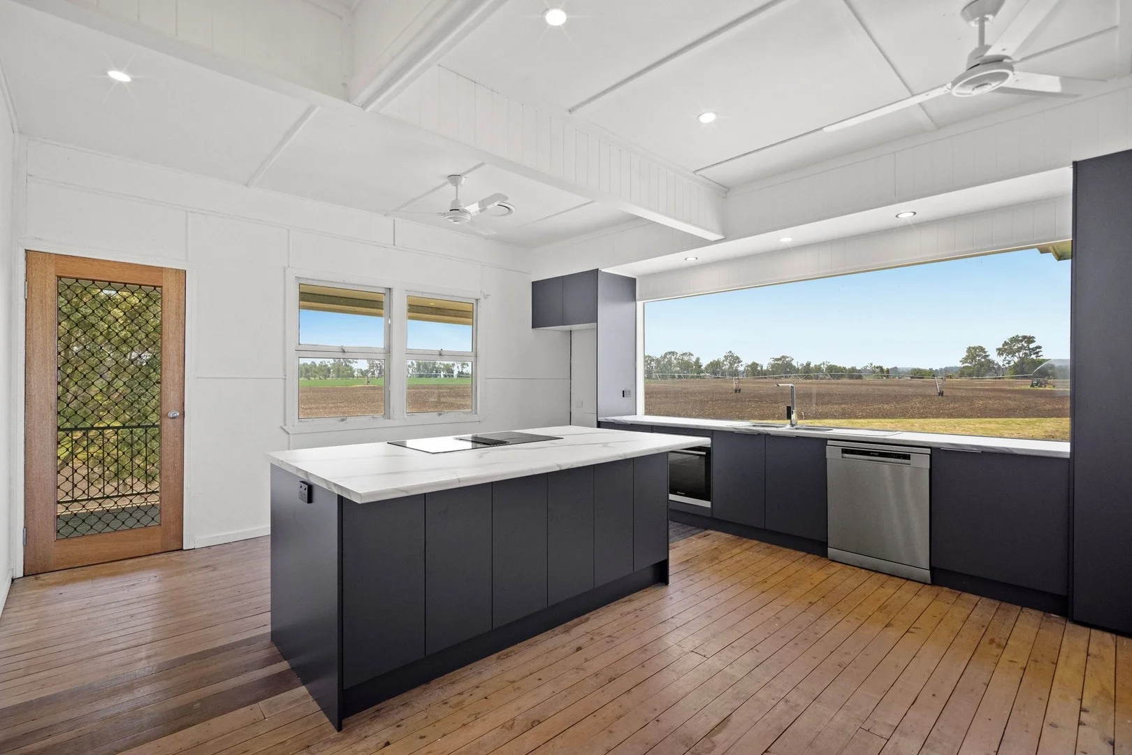 1228 Woodlands Road, Glen Cairn QLD 4342