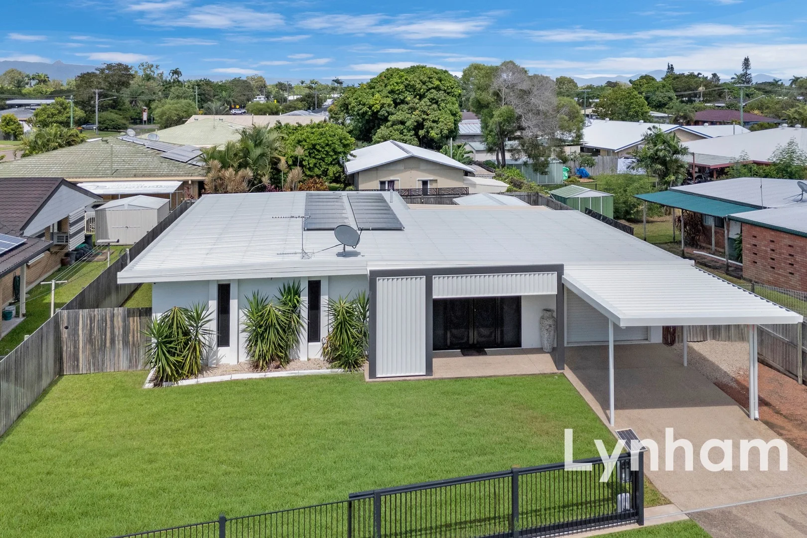 21 Marsh Street, Heatley QLD 4814