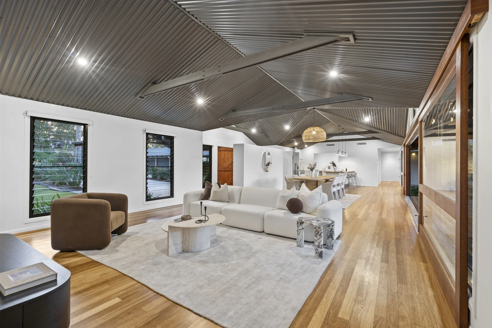 Additional image 40 of 13-15 Ridgeview Crescent, Bonogin QLD 4213