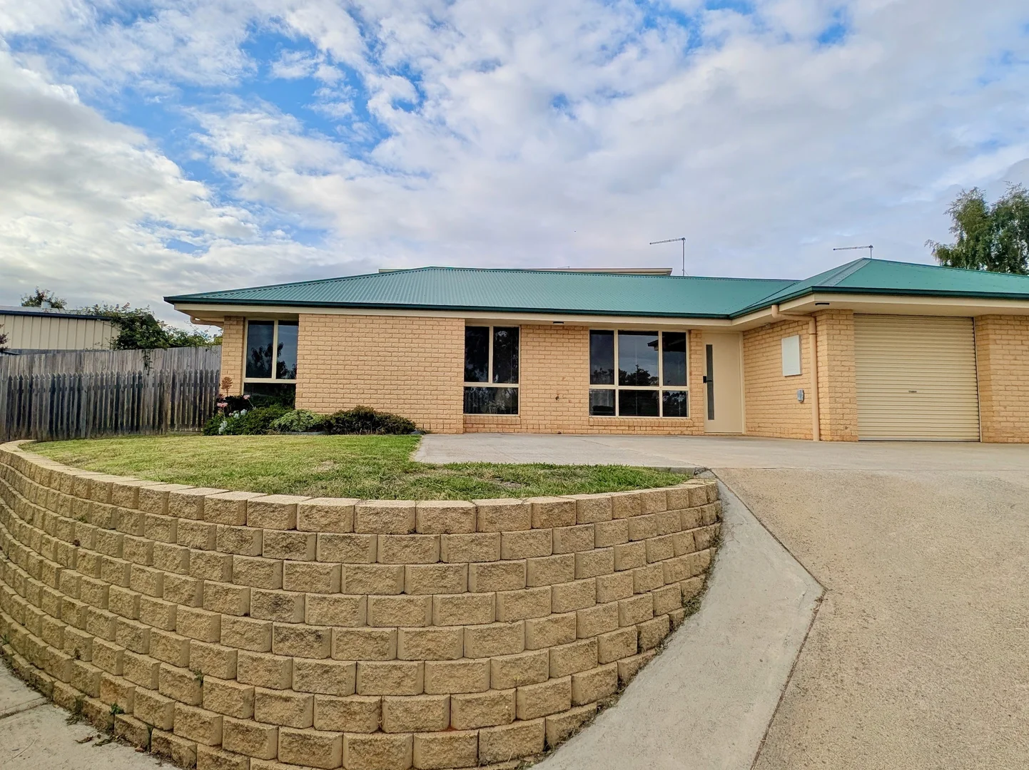 Additional image 2 of 1/43 McCall Terrace, Stony Rise TAS 7310