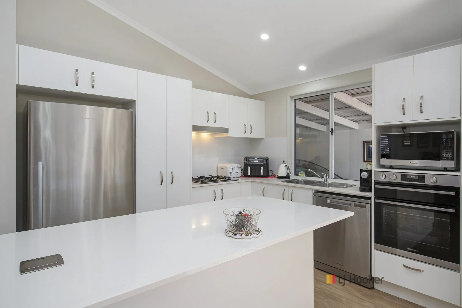 Additional image 3 of 202/186 Sunrise Avenue, Halekulani NSW 2262