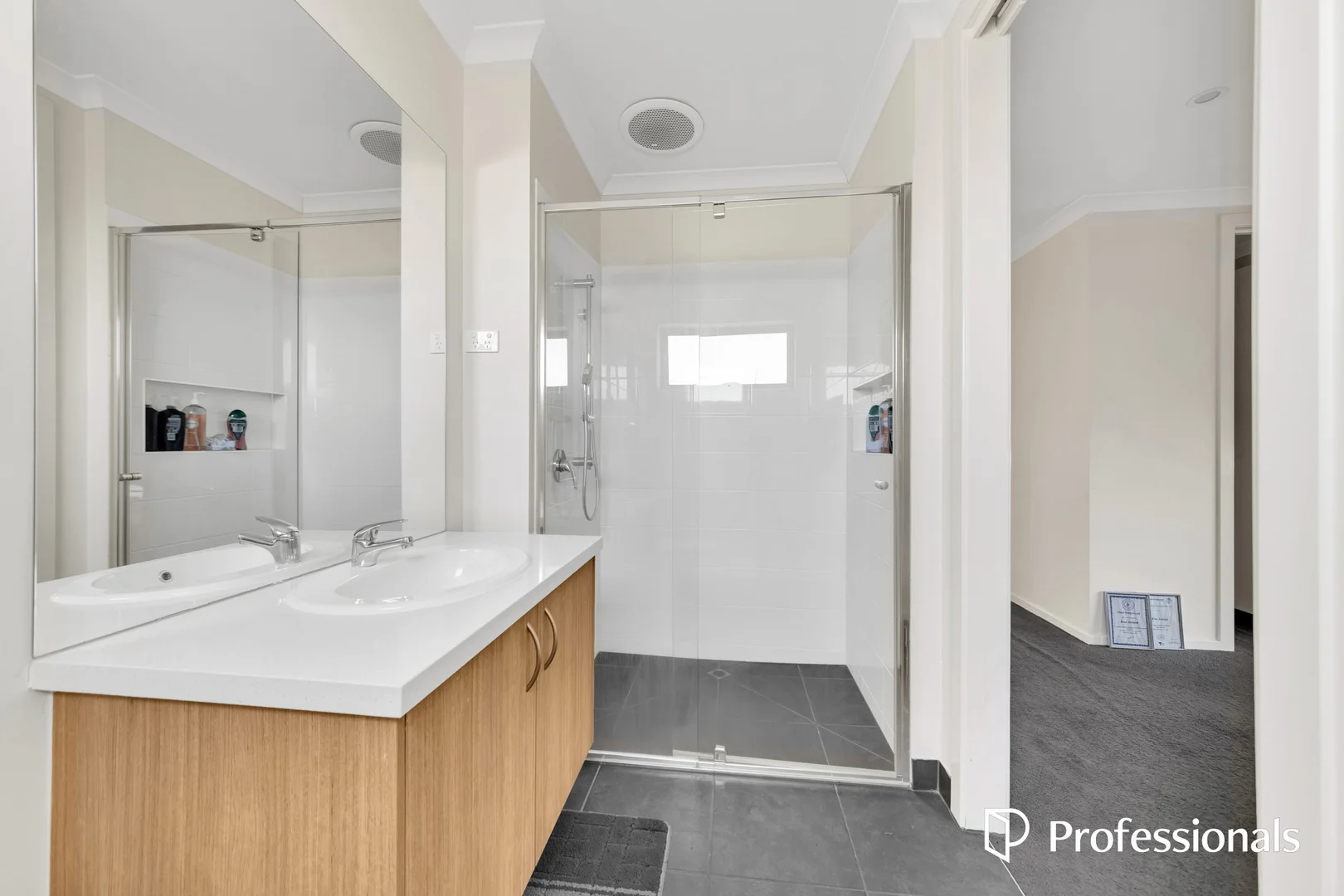 Additional image 15 of 70 Viewbright Road, Clyde North VIC 3978