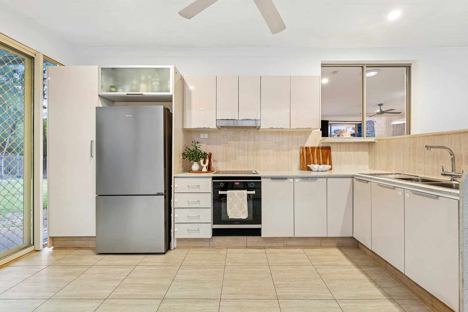 Additional image 3 of 9 Design Place, Highland Park QLD 4211