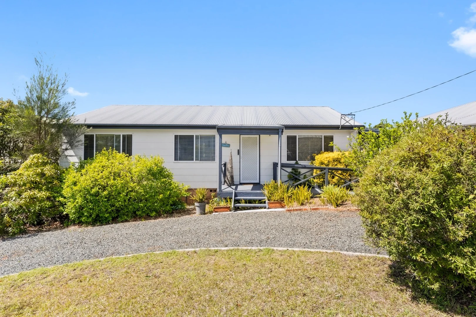 18 Meakin Street, Tuross Head NSW 2537