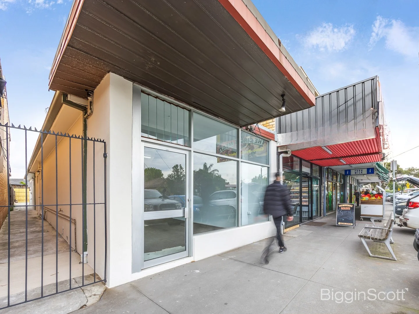 33 The Circle, Altona North VIC 3025