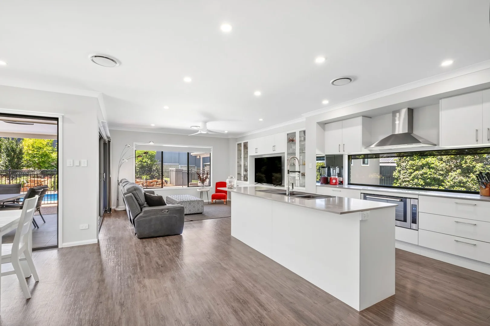 Additional image 10 of 6 Tucker Close, Thrumster NSW 2444