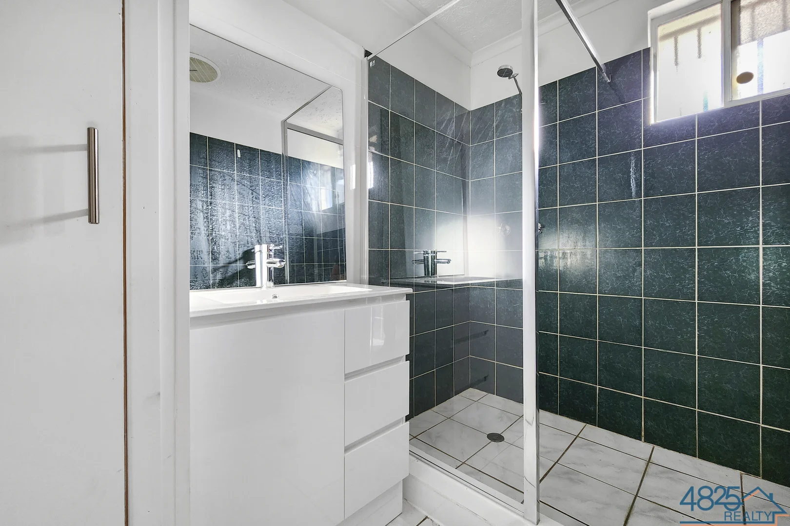 Additional image 18 of 9 Fourth Avenue, Mount Isa QLD 4825