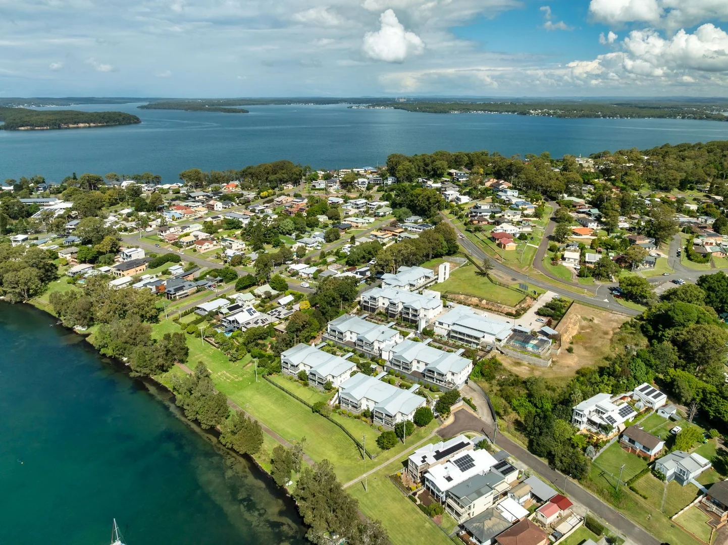 Additional image 30 of 96-103/11 Dobell Drive, Wangi Wangi NSW 2267