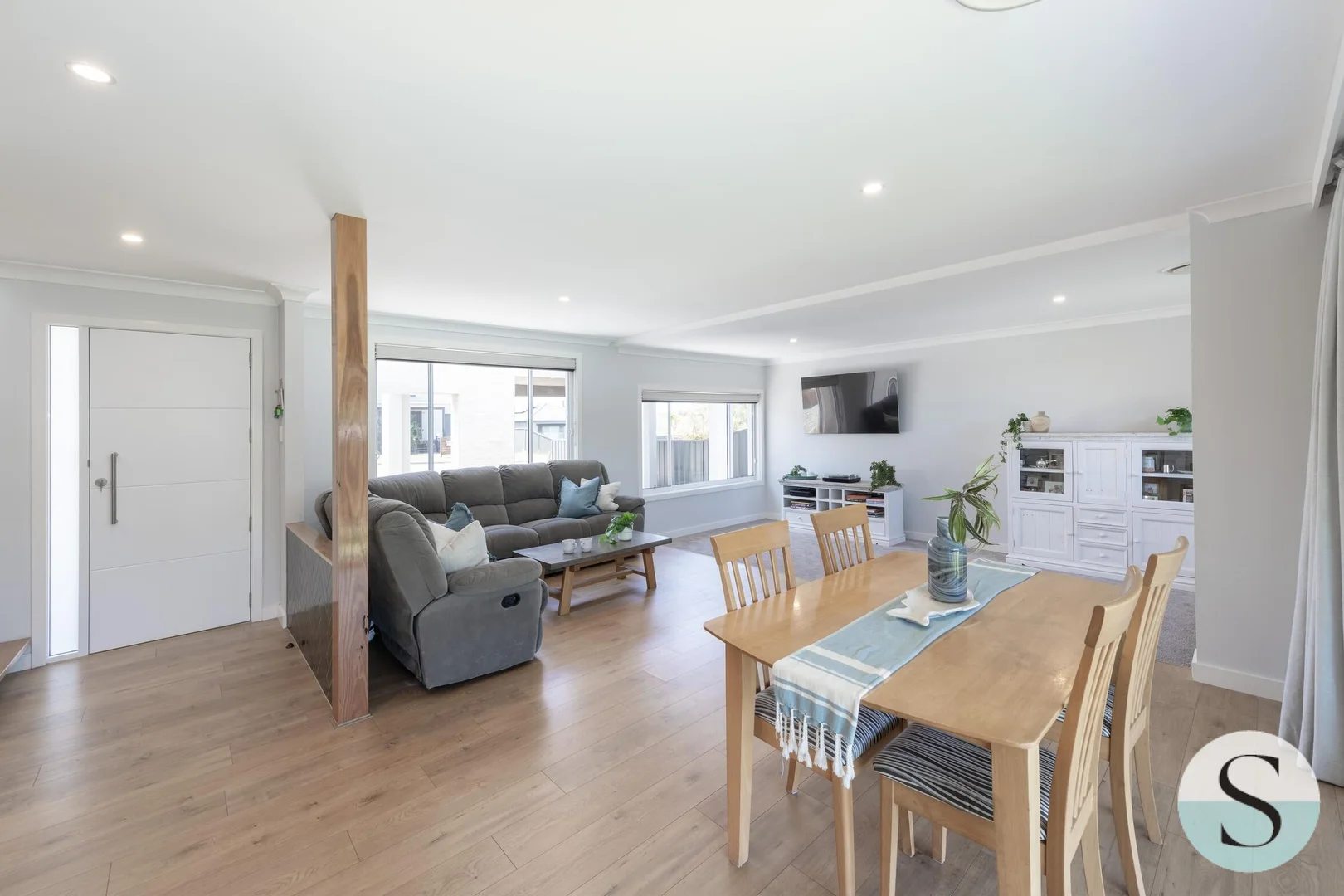 Additional image 10 of 193 Macquarie Grove, Caves Beach NSW 2281